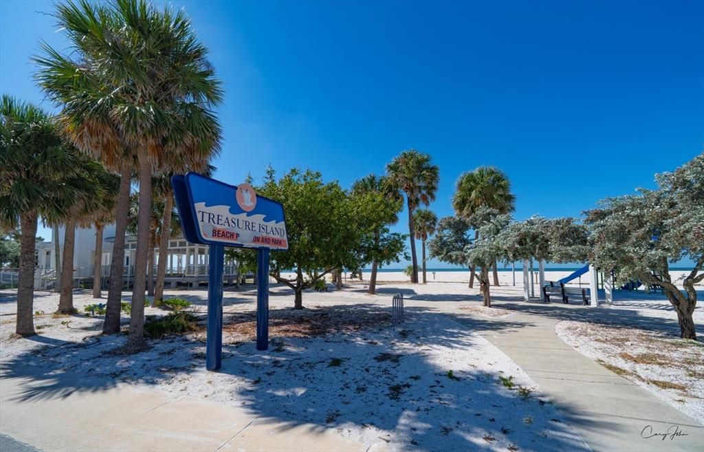 На продажу: $289,000 (1 спален, 1 ванн, 490 Квадратных фут)