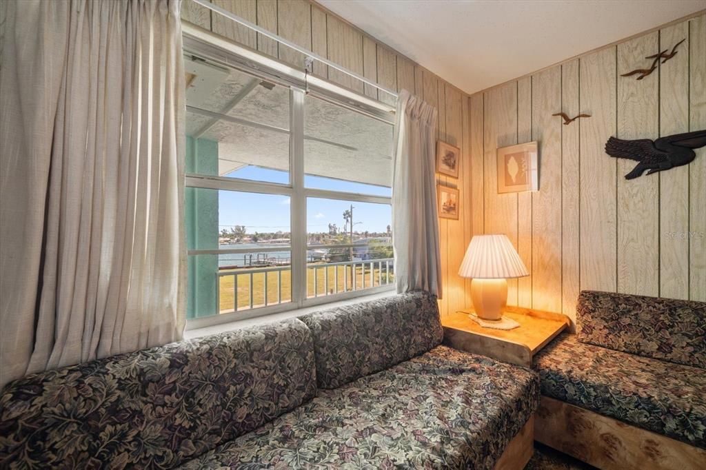 На продажу: $289,000 (1 спален, 1 ванн, 490 Квадратных фут)