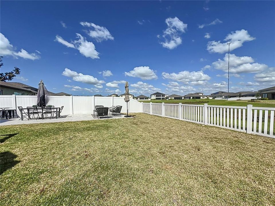 For Rent: $2,750 (4 beds, 2 baths, 1841 Square Feet)