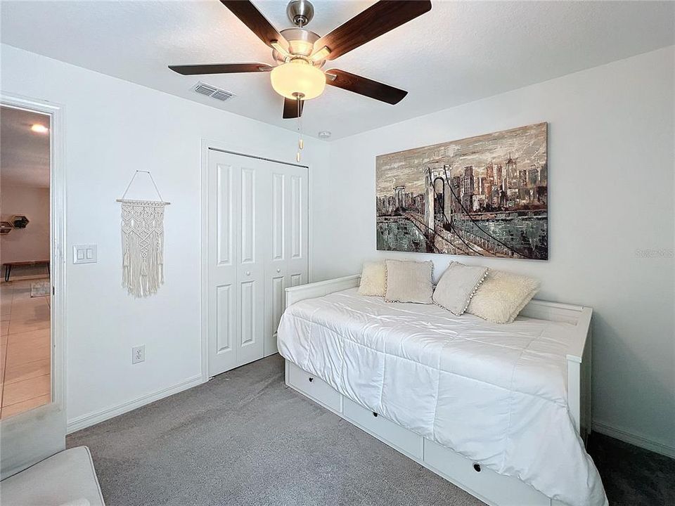 For Rent: $2,750 (4 beds, 2 baths, 1841 Square Feet)