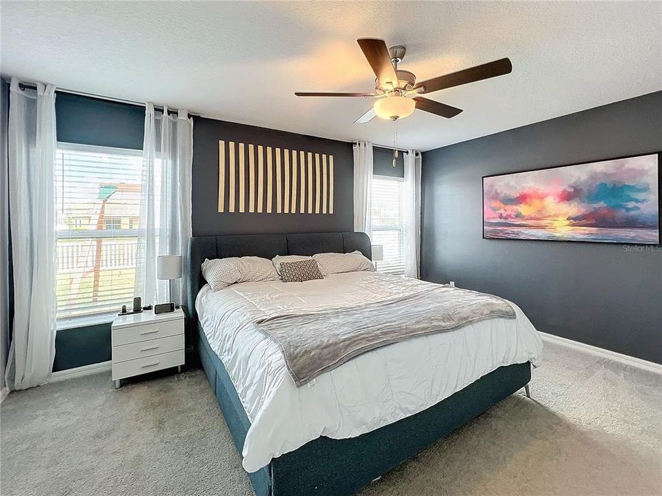 For Rent: $2,750 (4 beds, 2 baths, 1841 Square Feet)