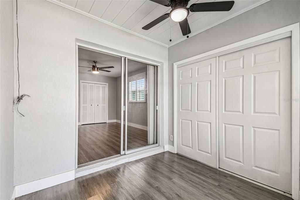 For Sale: $495,000 (3 beds, 2 baths, 1324 Square Feet)