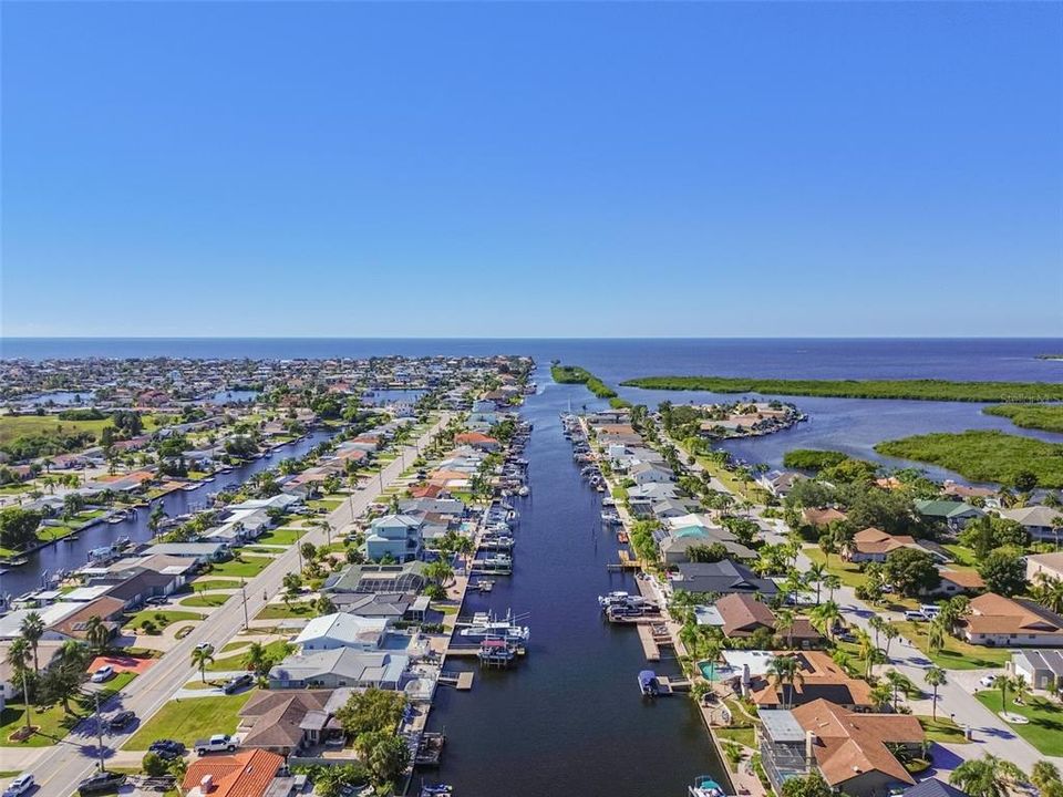 For Sale: $495,000 (3 beds, 2 baths, 1324 Square Feet)
