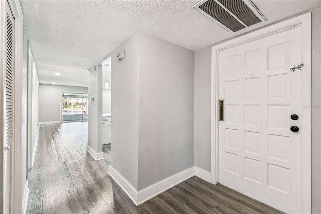 For Sale: $495,000 (3 beds, 2 baths, 1324 Square Feet)