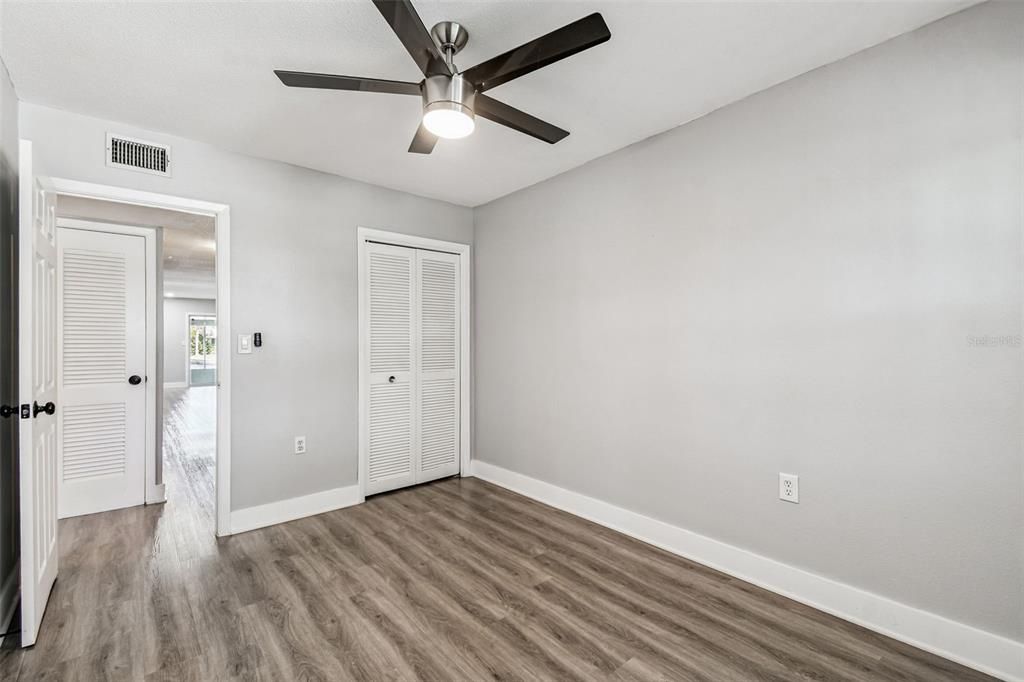 For Sale: $495,000 (3 beds, 2 baths, 1324 Square Feet)