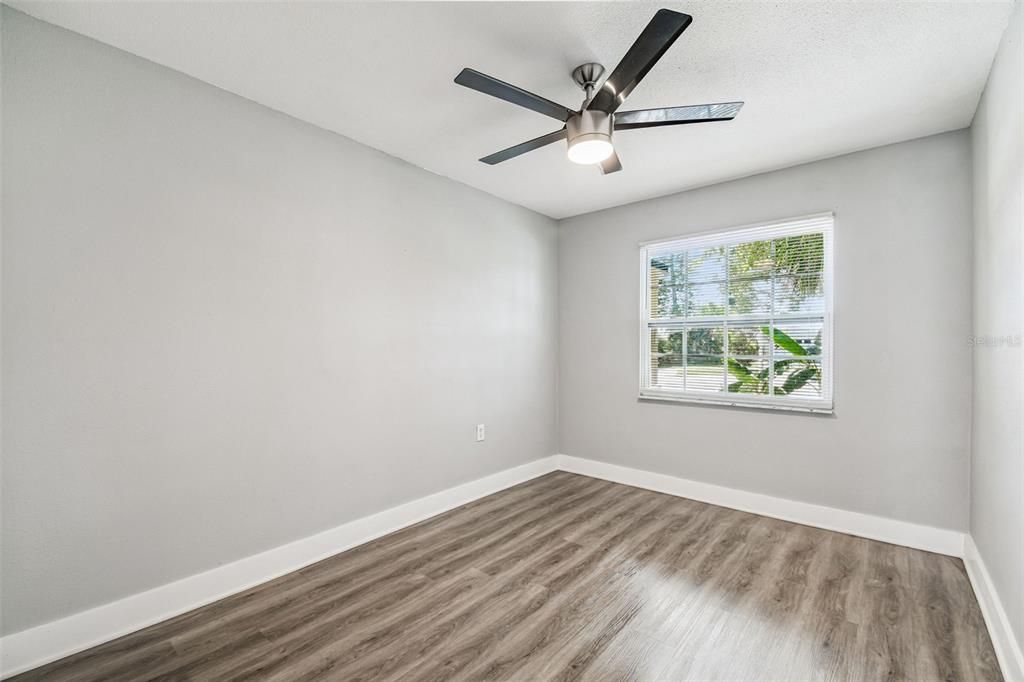 For Sale: $495,000 (3 beds, 2 baths, 1324 Square Feet)