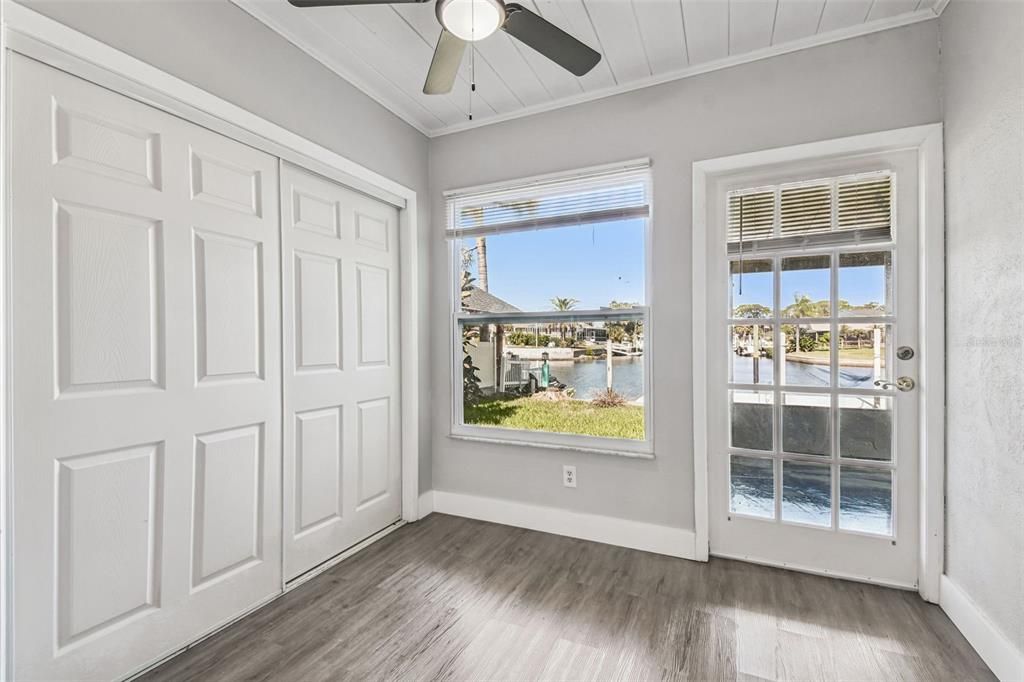 For Sale: $495,000 (3 beds, 2 baths, 1324 Square Feet)