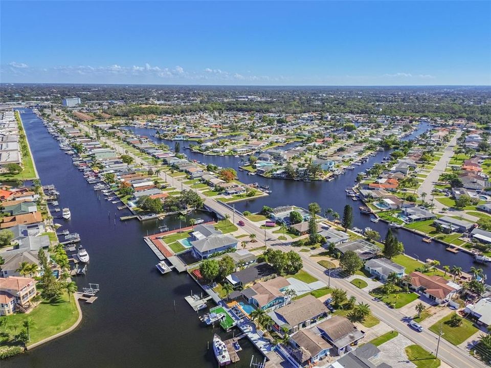 For Sale: $495,000 (3 beds, 2 baths, 1324 Square Feet)