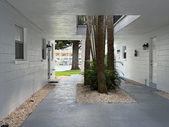 For Sale: $379,900 (3 beds, 2 baths, 1200 Square Feet)