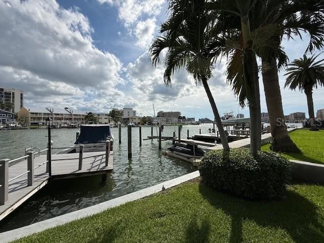 For Sale: $379,900 (3 beds, 2 baths, 1200 Square Feet)