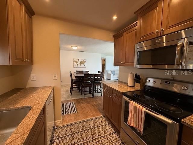 For Sale: $379,900 (3 beds, 2 baths, 1200 Square Feet)