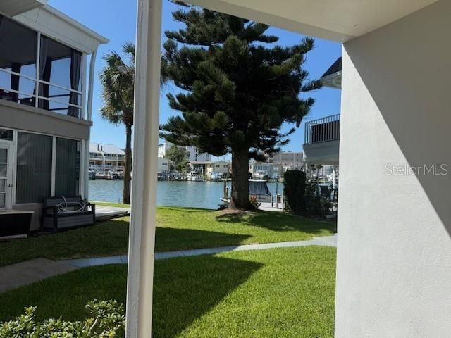 For Sale: $379,900 (3 beds, 2 baths, 1200 Square Feet)