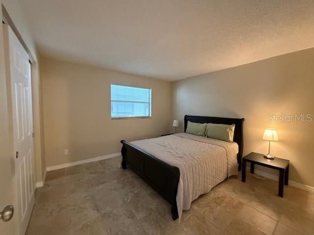 For Sale: $379,900 (3 beds, 2 baths, 1200 Square Feet)