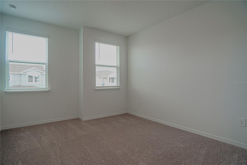 出租: $3,800 (4 贝兹, 4 浴室, 2930 平方英尺)