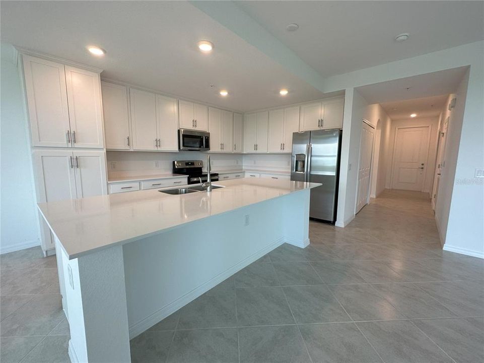 В аренду: $1,795 (2 спален, 2 ванн, 1154 Квадратных фут)