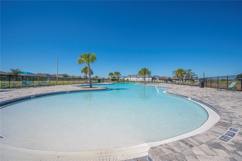 For Sale: $320,000 (3 beds, 2 baths, 2053 Square Feet)