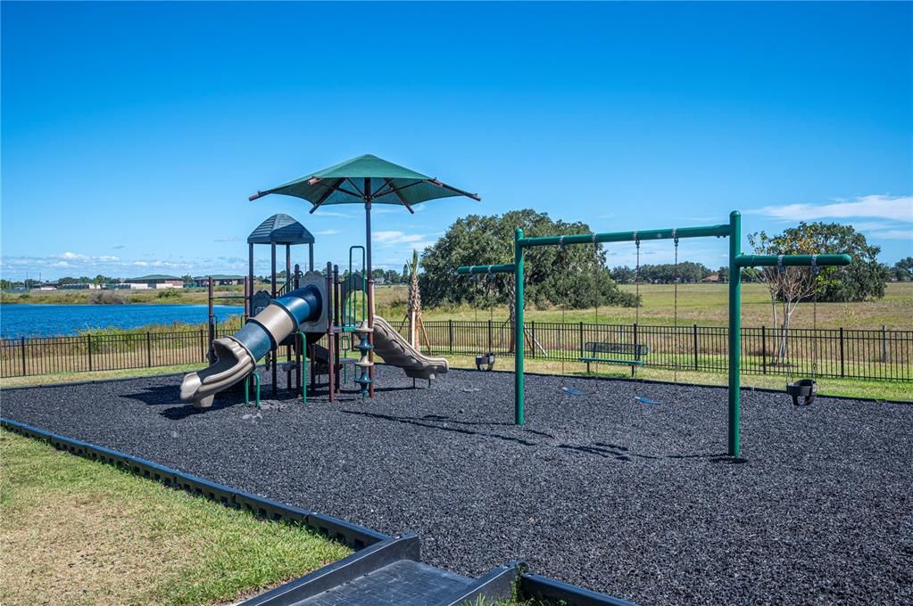 For Sale: $320,000 (3 beds, 2 baths, 2053 Square Feet)