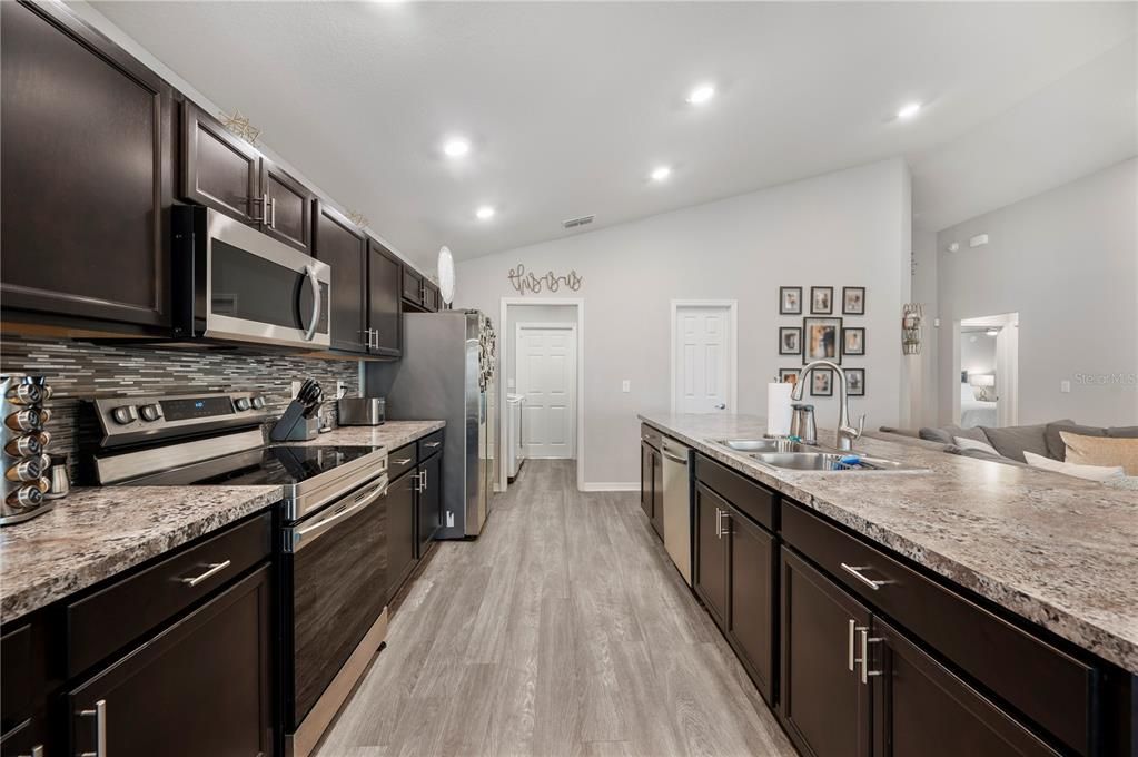 For Sale: $320,000 (3 beds, 2 baths, 2053 Square Feet)