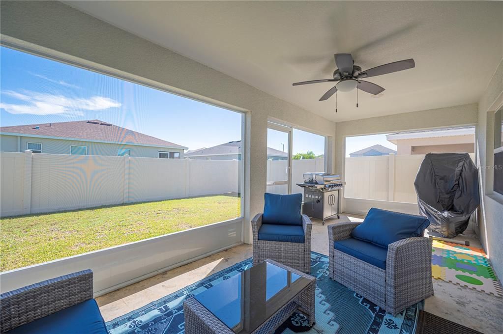 For Sale: $320,000 (3 beds, 2 baths, 2053 Square Feet)