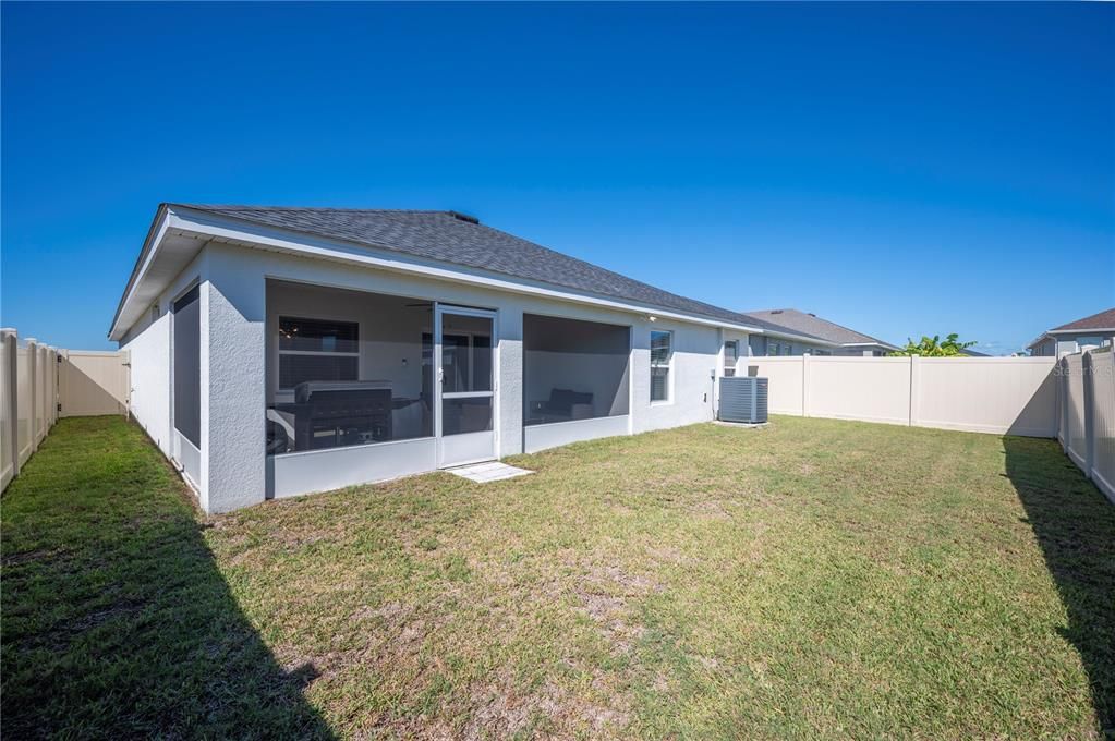 For Sale: $320,000 (3 beds, 2 baths, 2053 Square Feet)