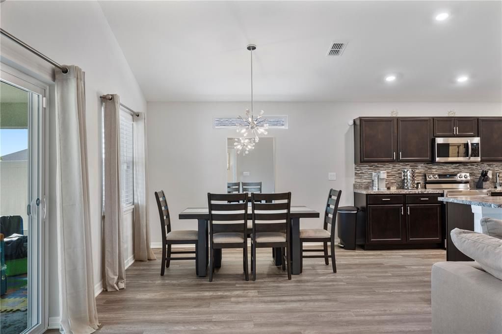 For Sale: $320,000 (3 beds, 2 baths, 2053 Square Feet)