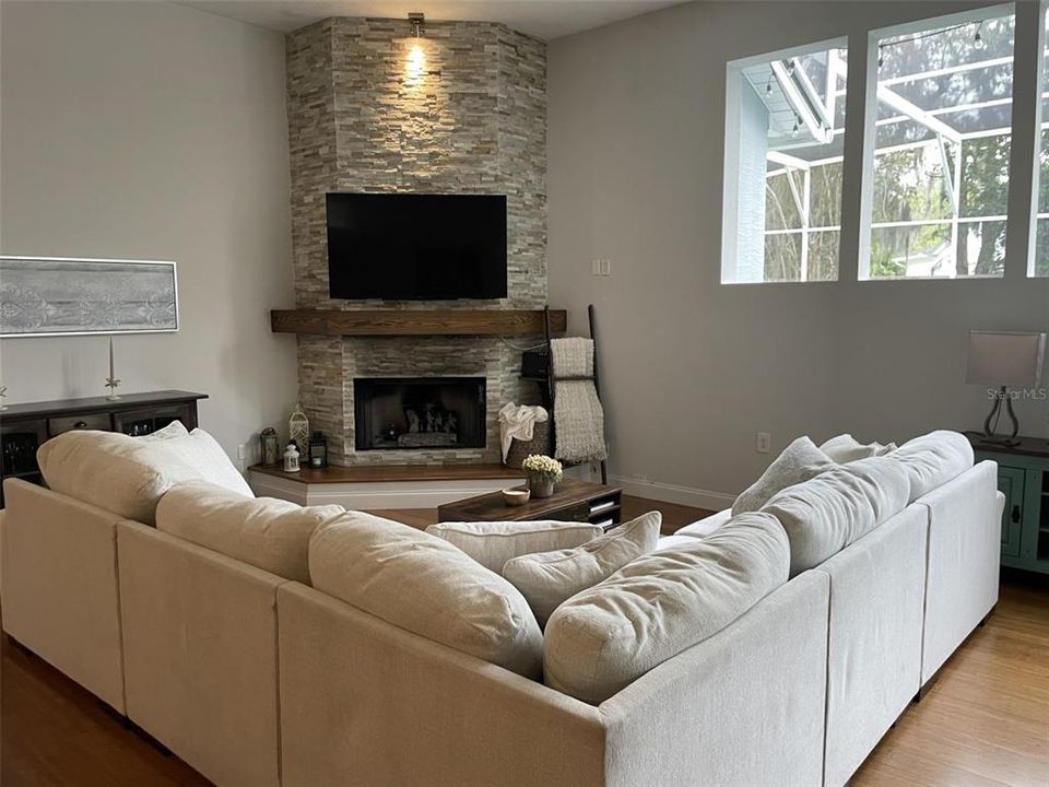 В аренду: $5,000 (4 спален, 4 ванн, 3000 Квадратных фут)