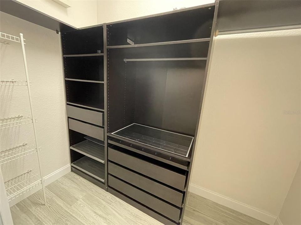 В аренду: $5,000 (4 спален, 4 ванн, 3000 Квадратных фут)