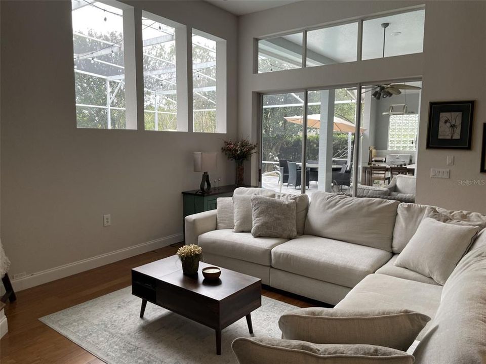 В аренду: $5,000 (4 спален, 4 ванн, 3000 Квадратных фут)