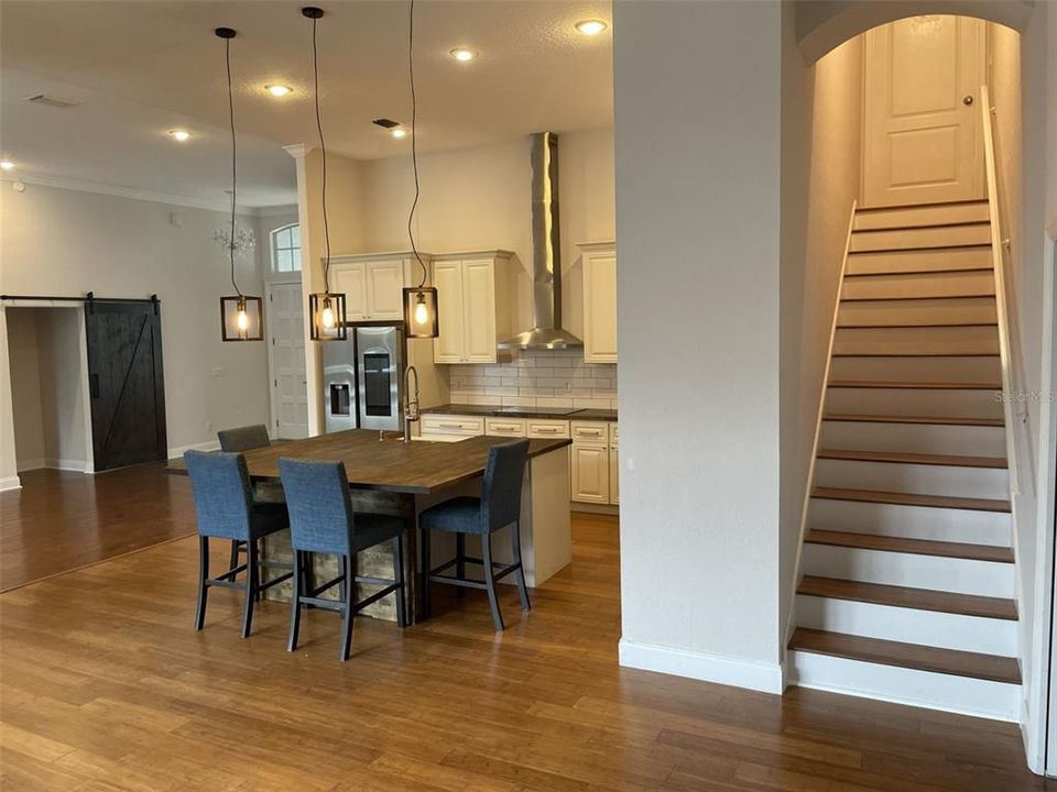 В аренду: $5,000 (4 спален, 4 ванн, 3000 Квадратных фут)