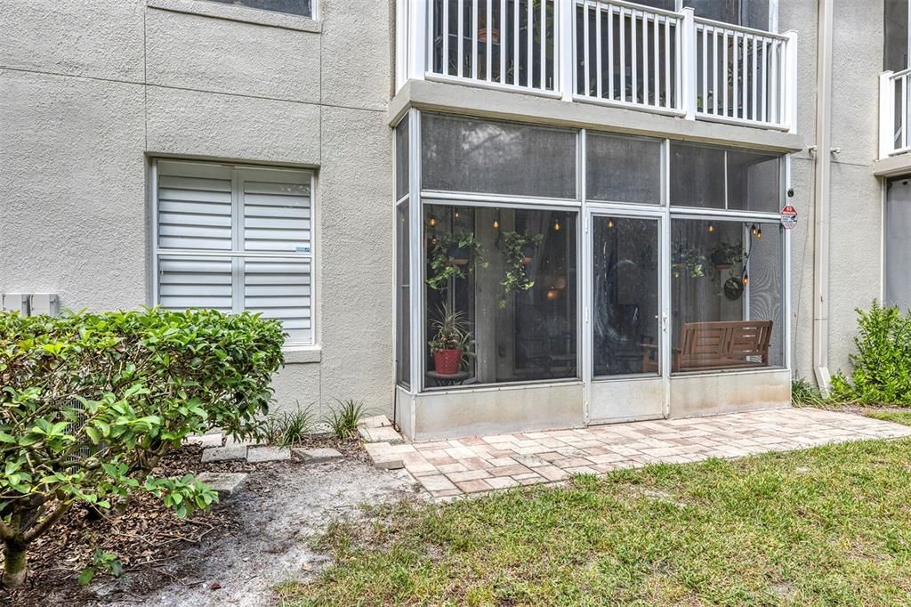 Active With Contract: $264,000 (3 beds, 2 baths, 1267 Square Feet)