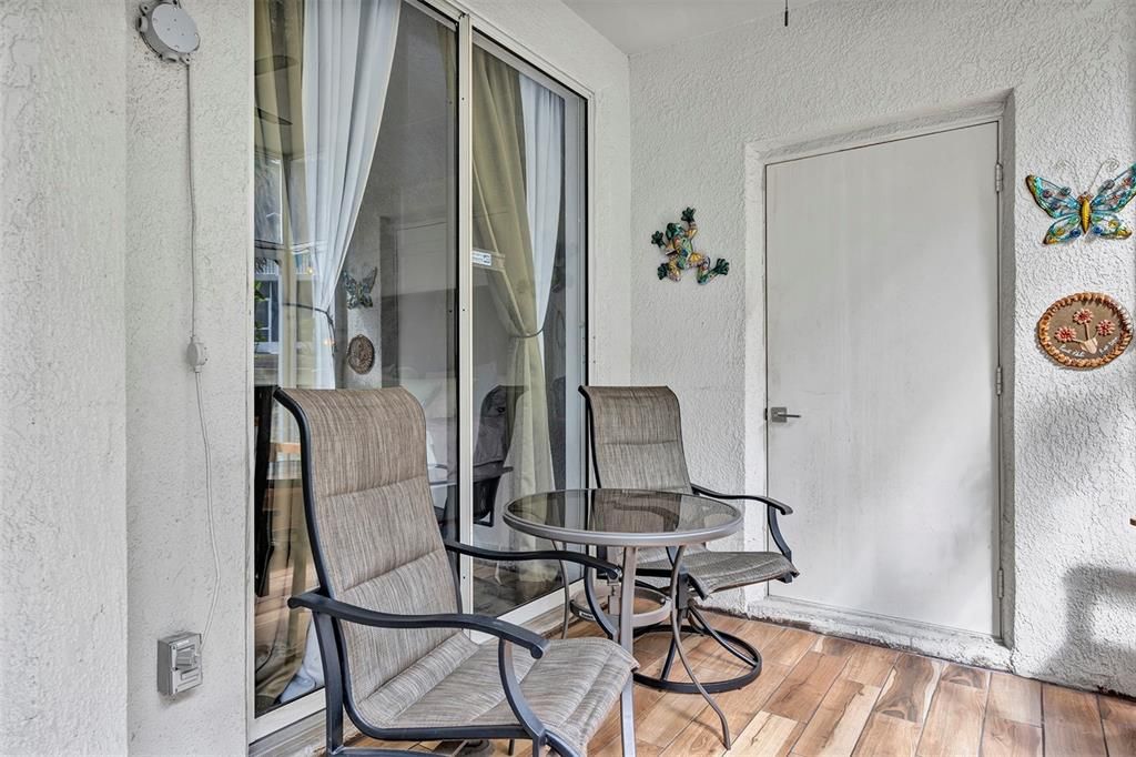 Active With Contract: $264,000 (3 beds, 2 baths, 1267 Square Feet)