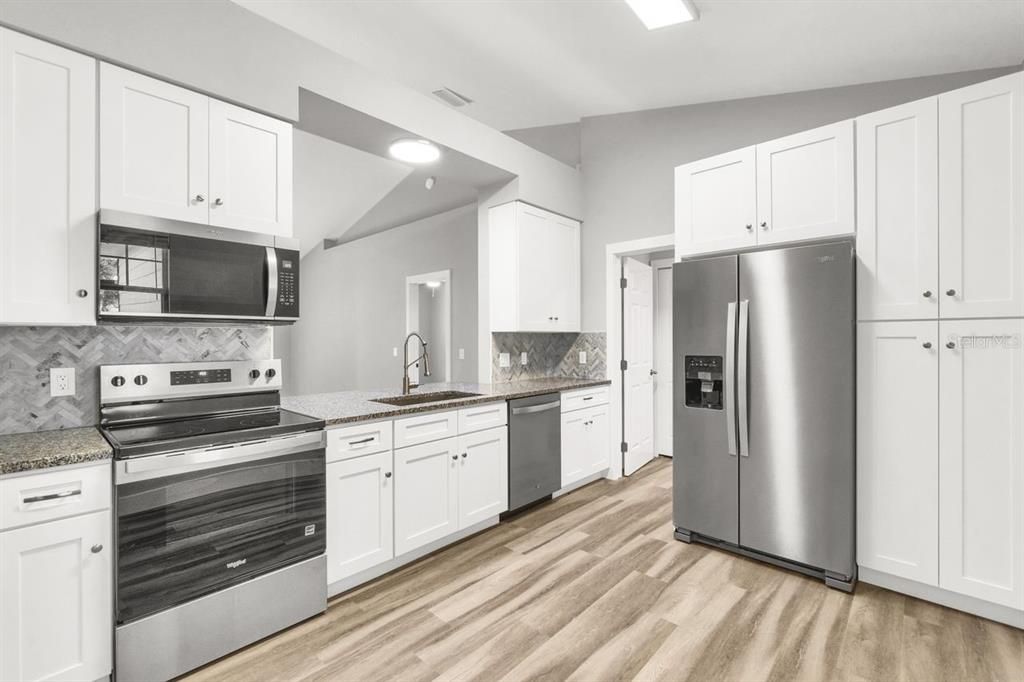 For Sale: $399,000 (3 beds, 2 baths, 1264 Square Feet)