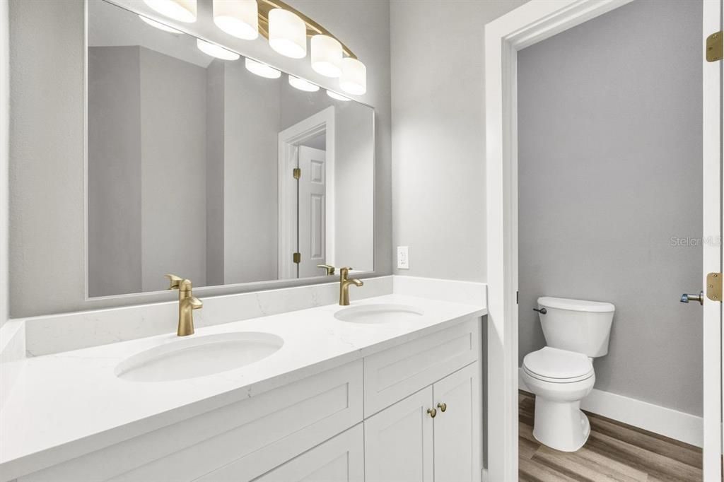 For Sale: $399,000 (3 beds, 2 baths, 1264 Square Feet)