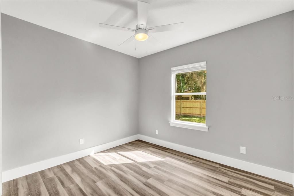 For Sale: $399,000 (3 beds, 2 baths, 1264 Square Feet)