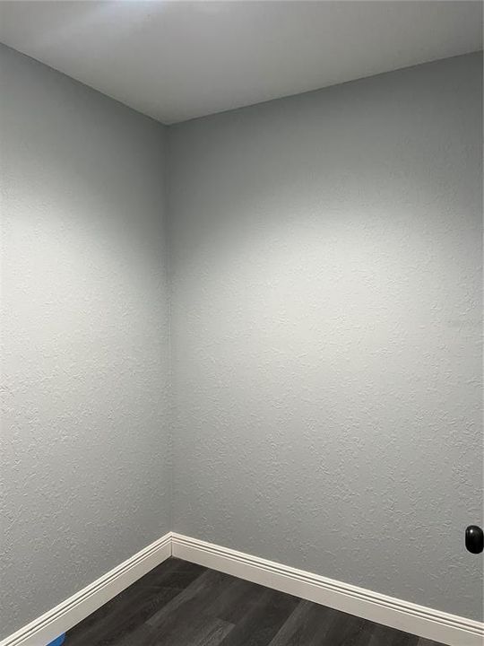 For Sale: $299,900 (3 beds, 2 baths, 1772 Square Feet)