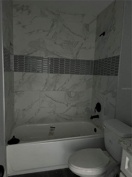 For Sale: $299,900 (3 beds, 2 baths, 1772 Square Feet)