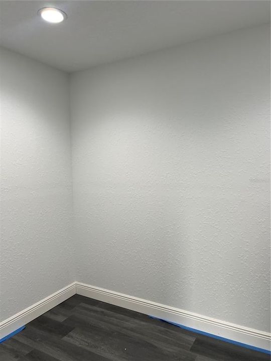 For Sale: $299,900 (3 beds, 2 baths, 1772 Square Feet)