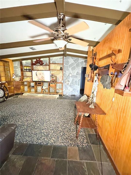 Active With Contract: $342,000 (3 beds, 2 baths, 1584 Square Feet)