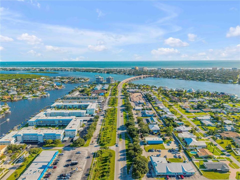 Activo con contrato: $469,000 (3 camas, 2 baños, 1720 Pies cuadrados)