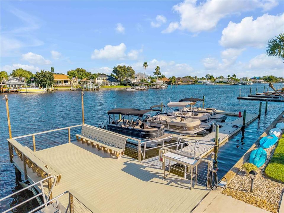 Activo con contrato: $469,000 (3 camas, 2 baños, 1720 Pies cuadrados)