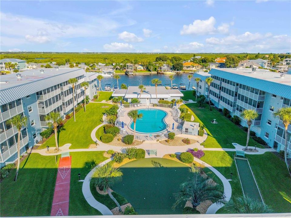 Activo con contrato: $469,000 (3 camas, 2 baños, 1720 Pies cuadrados)