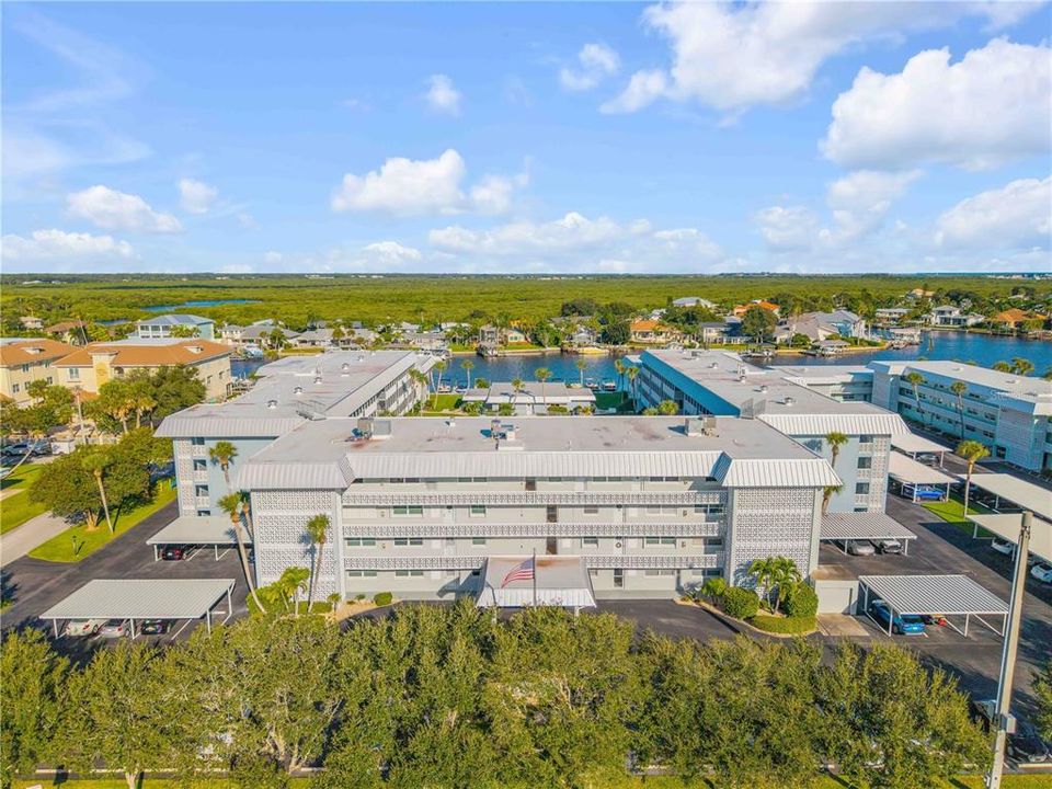 Activo con contrato: $469,000 (3 camas, 2 baños, 1720 Pies cuadrados)