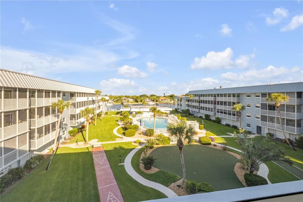 Activo con contrato: $469,000 (3 camas, 2 baños, 1720 Pies cuadrados)