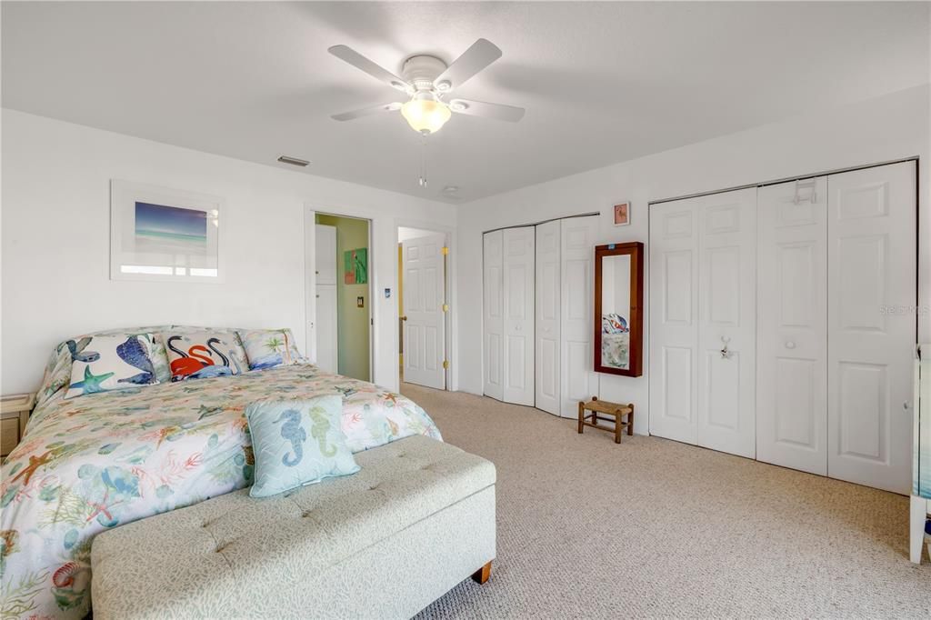 Activo con contrato: $469,000 (3 camas, 2 baños, 1720 Pies cuadrados)