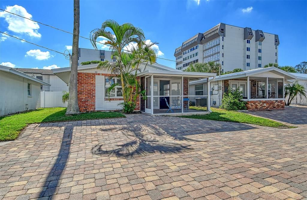 待售: $575,000 (1 贝兹, 1 浴室, 672 平方英尺)