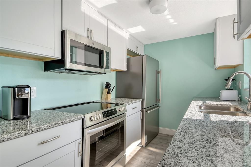 待售: $575,000 (1 贝兹, 1 浴室, 672 平方英尺)