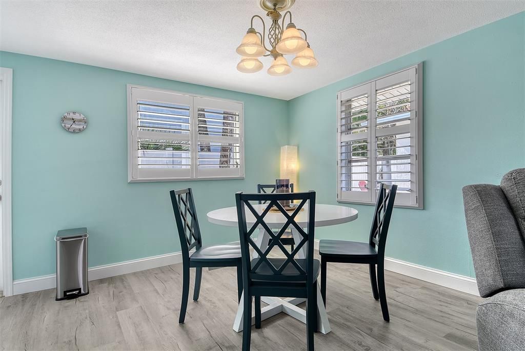 待售: $575,000 (1 贝兹, 1 浴室, 672 平方英尺)