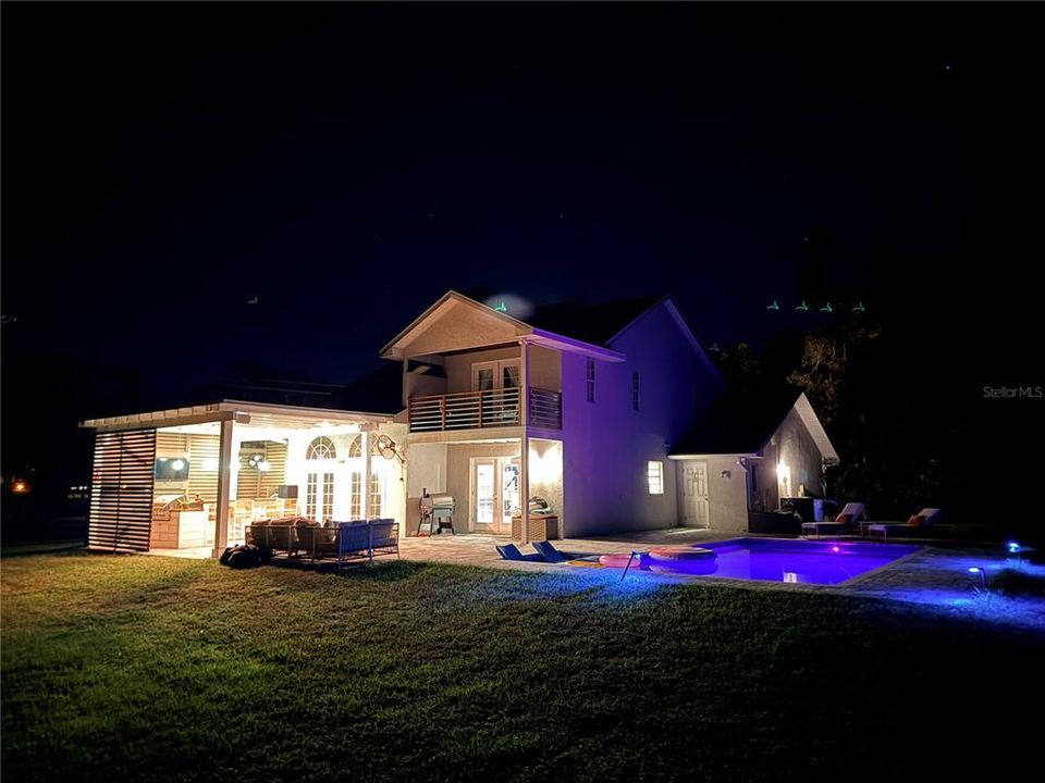 En Venta: $750,000 (3 camas, 2 baños, 2044 Pies cuadrados)