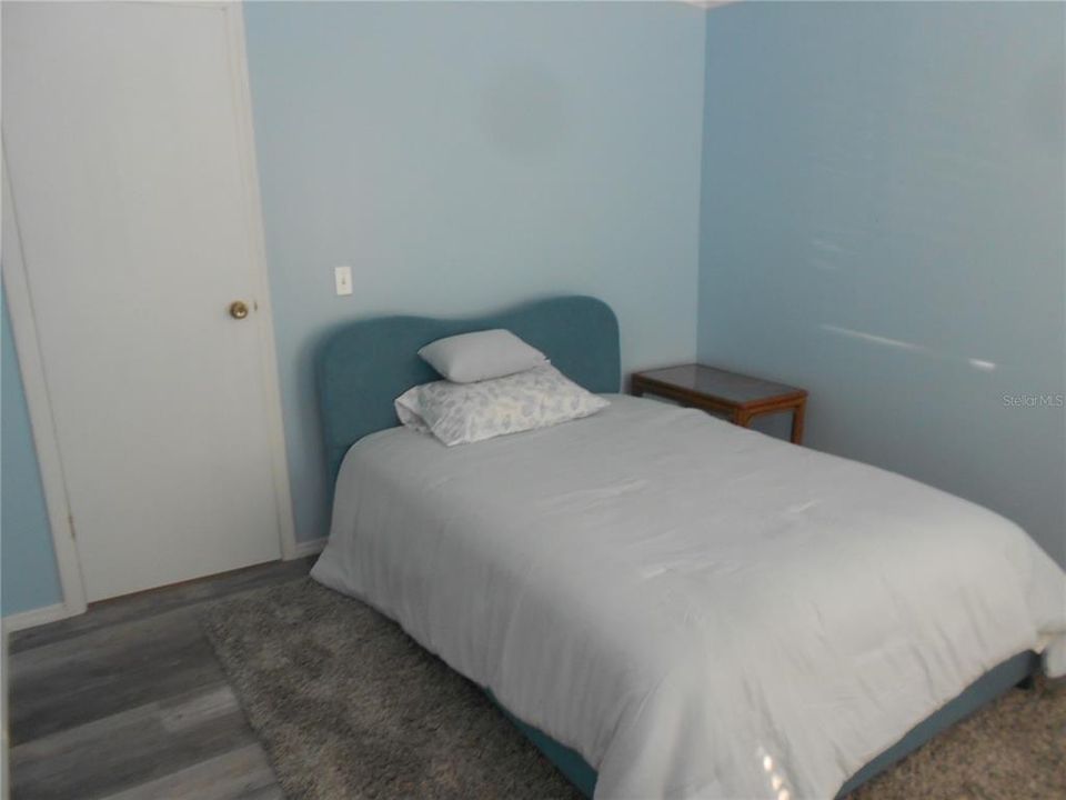 待售: $169,000 (2 贝兹, 2 浴室, 1246 平方英尺)