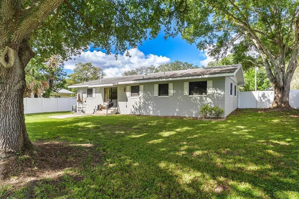 For Sale: $238,000 (3 beds, 1 baths, 1136 Square Feet)